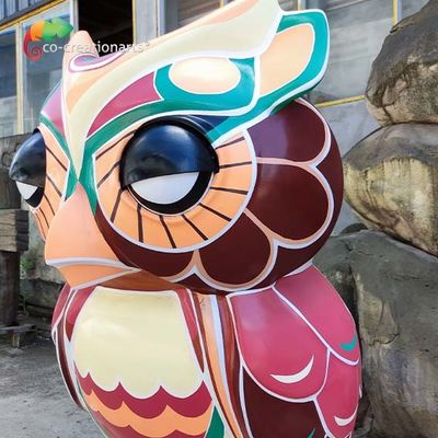 kaufen hochfestes lebendiges solides Fiberglas-Tierstatuen, die Animatronic Eule beleuchten online manufacture