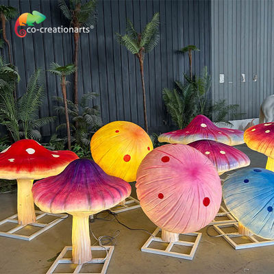 kaufen Wasserdichte Riesengröße Glasfaser Animatronische Beleuchtung Pilz Für Verzierung von Freizeitparks online manufacture