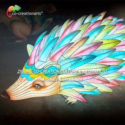 Erstaunliche große Regenbogen Spitzen Igel LED Kunst Laterne Skulptur Dekor