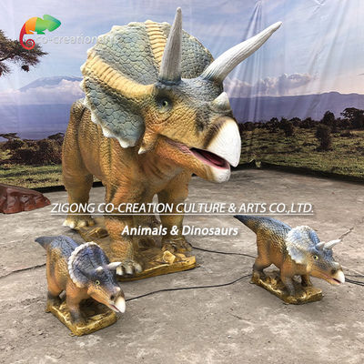 Realistisches Animatronisches Triceratops-Trio: Brüllende Gruppe mit dynamischer Bewegung und prähistorischem Display